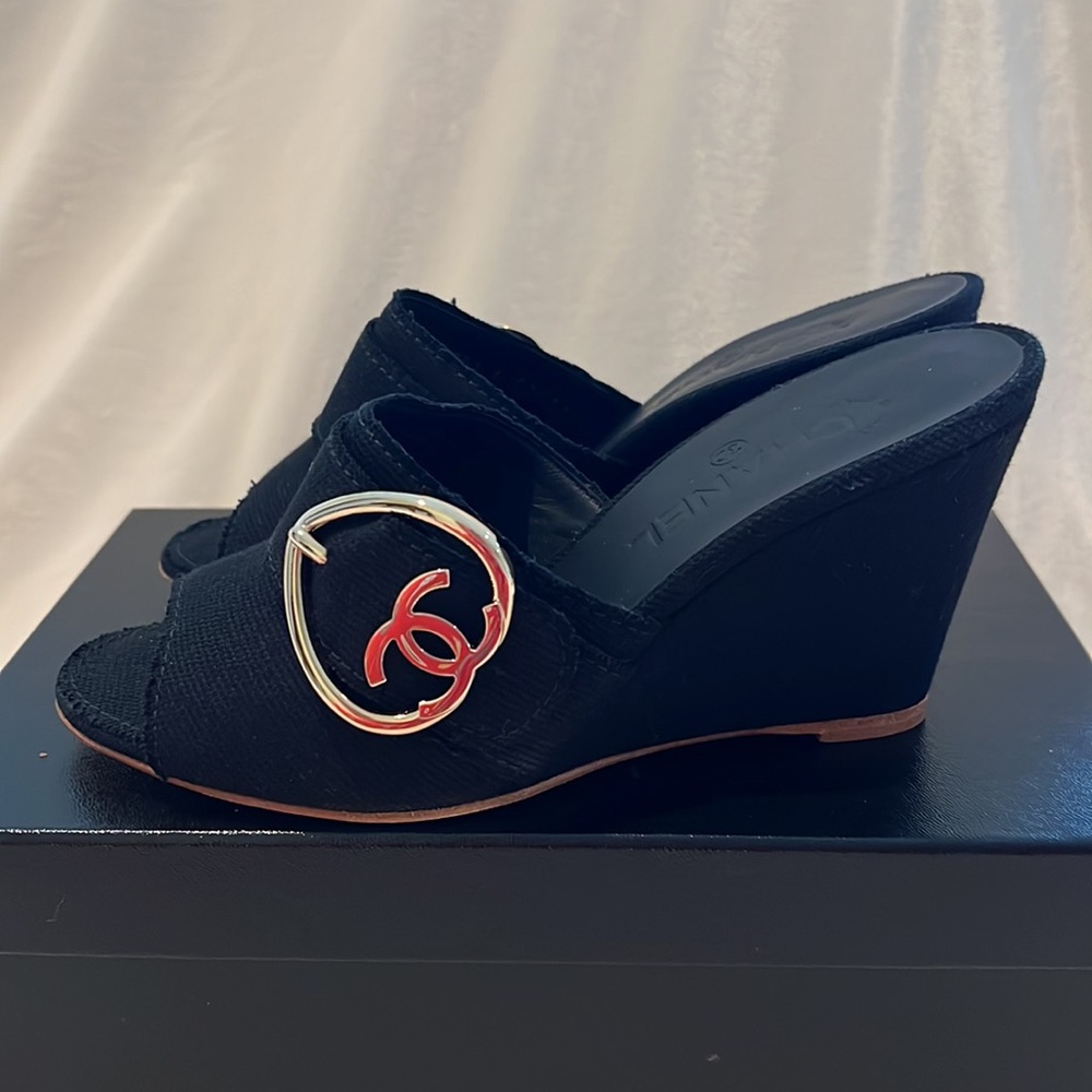 CHANEL Black Wedge Mules with Gold CC Accent - Picture 5 of 9